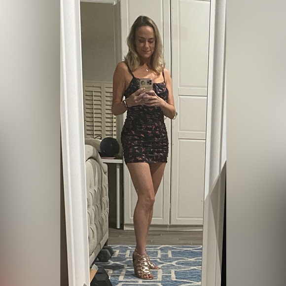 Meet your Posher, Brenda - Picture 3 of 8